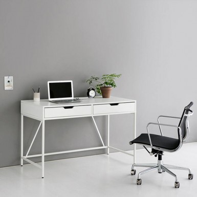 OLAF Desk - White